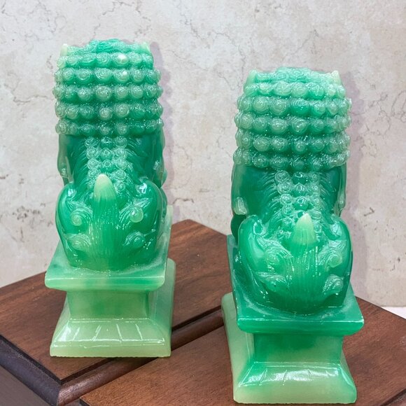 Jade Colored Resin Chinese Foo dog Figurine Pair Asian Decor - Picture 10 of 10